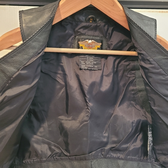 Harley-Davidson Black Leather Vest (Women's) Medium - Picture 3 of 3